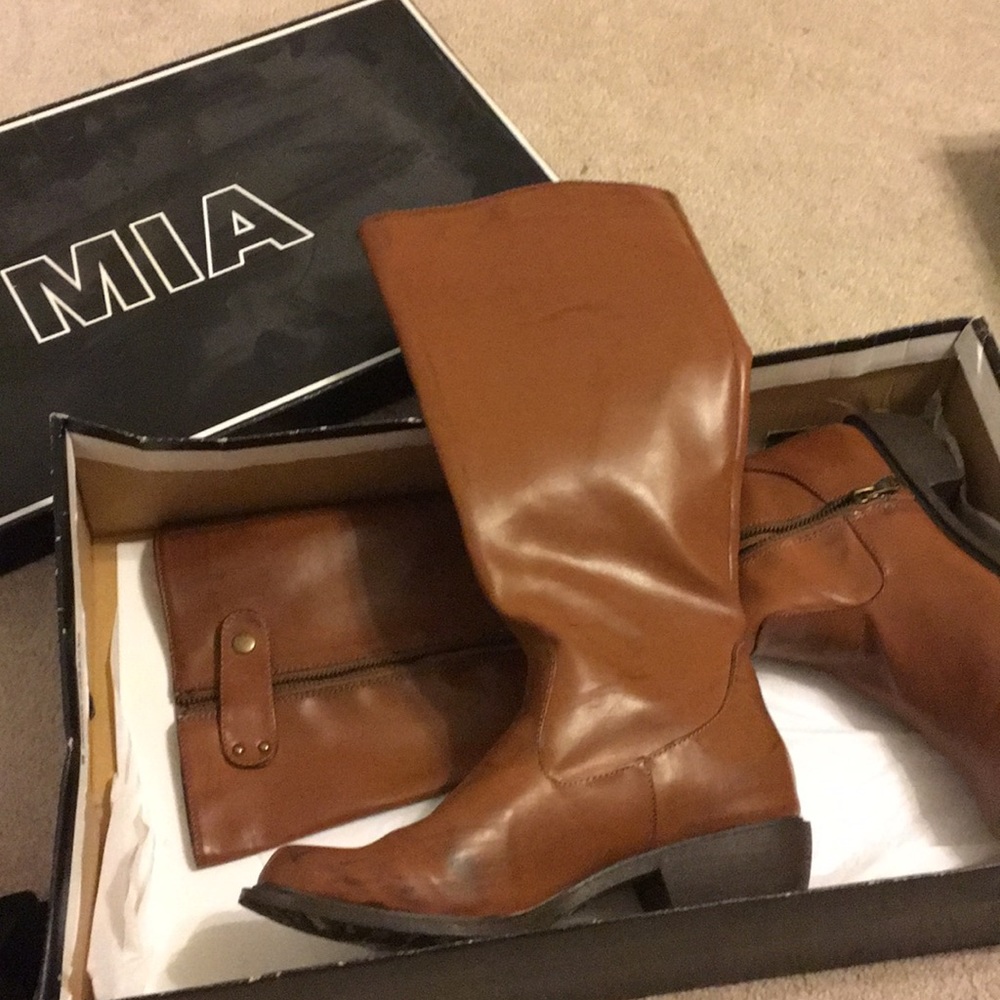 MIA Riding boots